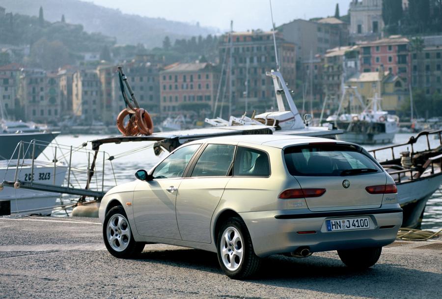  Alfa Romeo 156 Sportwagon (932B) 2000 года  (WW) (фото 11 из 23)